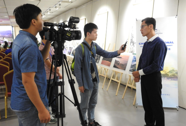 （本地）王东峰在2018年河北省委议军会议暨述职评议会议上强调：奋力开创新