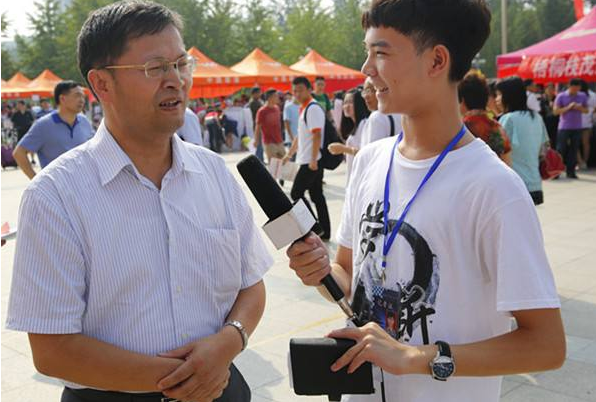 （本地）河北省召开“抗击疫情·民营企业在行动”座谈会